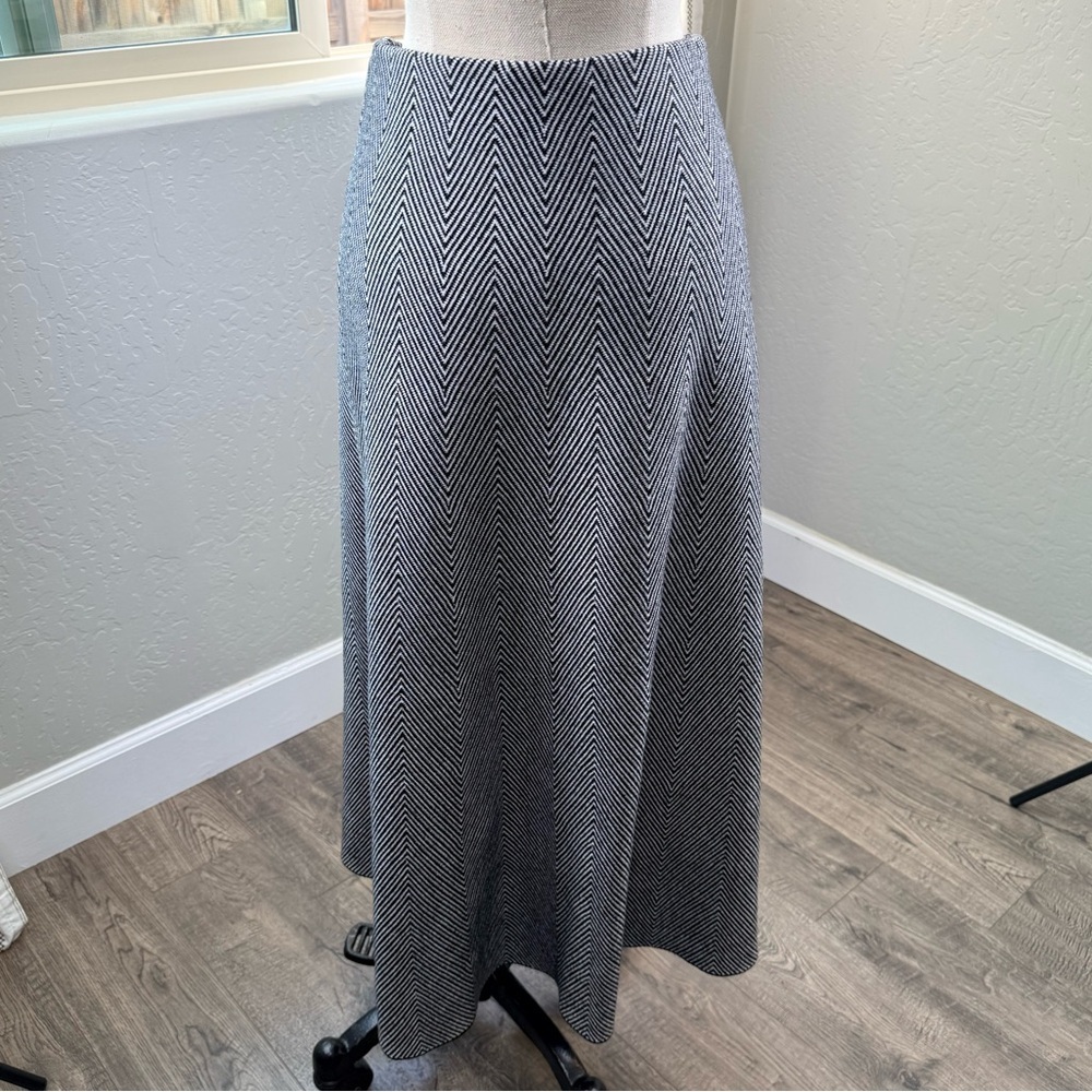 Milano Classic Gray A-Line Skirt